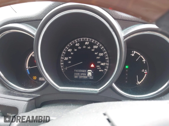 2007 Lexus RX 400h with VIN JTJGW31U572004833, listed as a IAAI auction lot 41938575 with 221,084 mi miles and . Bid and sale history available at DreamBid. Image 7.