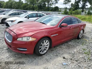 2013 Jaguar XJ with VIN SAJWJ1CD9D8V48888, listed as a Copart auction lot 62272685 with 166,533 mi miles and Clean title. Bid and sale history available at DreamBid. Image 1.