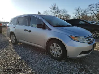 2012 Honda Odyssey LX with VIN 5FNRL5H23CB029435, listed as a Copart auction lot 48216405 with 214,862 mi miles and Salvage Title. Bid and sale history available at carsss.com. Image 4.