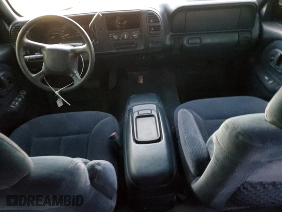 1998 Chevrolet Suburban with VIN 1GNEC16R5WJ304914, listed as a Copart auction lot 86643614 with 97,092 mi miles and Salvage Title. Bid and sale history available at carsss.com. Image 8.