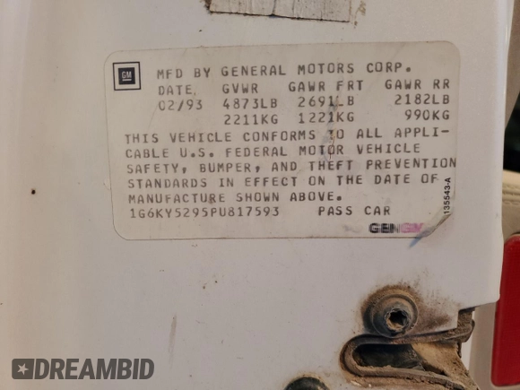 1993 Cadillac Seville Touring STS z VIN 1G6KY5295PU817593, wystawiony jako Copart lot #47807075 z przebiegiem Nie podano mil oraz Czysty tytuł • Clean title. Historia ofert i sprzedaży dostępna na DreamBid. Obrazek 12.
