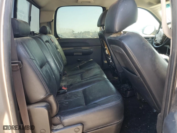 2011 Chevrolet Silverado 1500 LT with VIN 3GCPKSE38BG162027, listed as a Copart auction lot 50268755 with 281,810 mi miles and Salvage Title. Bid and sale history available at carsss.com. Image 10.