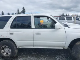 1998 Toyota 4Runner Limited with VIN JT3HN87R4W0167059, listed as a IAAI auction lot 41954926 with 304,536 mi miles. Bid and sale history available at carsss.com. Image 13.