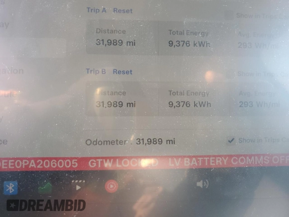 2023 Tesla Model Y Long Range z VIN 7SAYGDEE0PA206005, wystawiony jako Copart lot #50681145 z przebiegiem 31 989 mil mil oraz Szkoda całkowita • Salvage title. Historia ofert i sprzedaży dostępna na DreamBid. Obrazek 9.