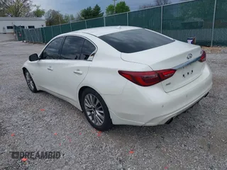2020 Infiniti Q50 with VIN JN1EV7AR4LM250984, listed as a IAAI auction lot 41941918 with 76,086 mi miles and . Bid and sale history available at DreamBid. Image 3.
