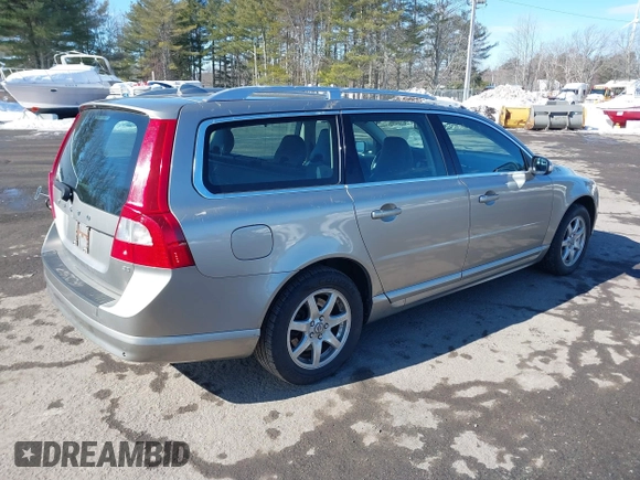 2008 Volvo V70 with VIN YV1BW982881009997, listed as a IAAI auction lot 41642270 with 116,010 mi miles and . Bid and sale history available at DreamBid. Image 4.