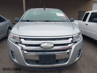 2013 Ford Edge SE with VIN 2FMDK3GC0DBE24484, listed as a IAAI auction lot 41960813 with 227,044 mi miles. Bid and sale history available at carsss.com. Image 6.