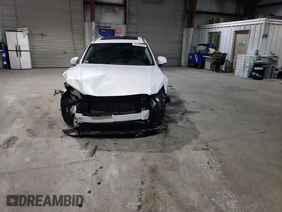 2023 Volvo XC40 Plus Bright Theme with VIN YV4L12UN0P2932870, listed as a Copart auction lot 82543304 with 21,024 mi miles and Salvage Title. Bid and sale history available at DreamBid. Image 14.