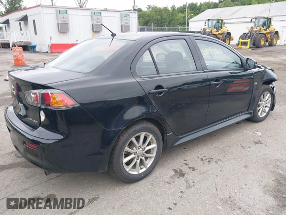 2015 Mitsubishi Lancer ES z VIN JA32U2FU9FU002350, wystawiony jako IAAI lot #40054160 z przebiegiem 120 980 mil mil oraz . Historia ofert i sprzedaży dostępna na DreamBid. Obrazek 4.