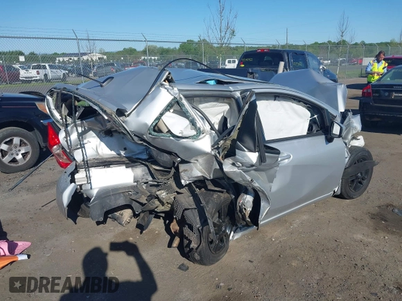 2018 Nissan Note SV с VIN 3N1CE2CP8JL356271, выставлен на аукционе IAAI как лот 42133727 с пробегом 176 713 миль миль и . История ставок и продаж доступна на DreamBid. Изображение 4.