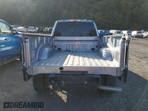 2023 Ford F-350 z VIN 1FD8W3FN2PEC67879, wystawiony jako Copart lot #47778695 z przebiegiem 12 271 mil mil oraz Szkoda całkowita • Salvage title. Historia ofert i sprzedaży dostępna na DreamBid. Obrazek 6.