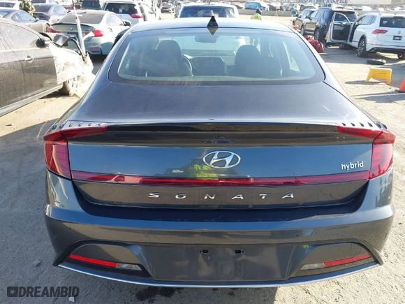 2021 Hyundai Sonata Hybrid Limited with VIN KMHL54JJ0MA017017, listed as a IAAI auction lot 41723792 with 34,590 mi miles. Bid and sale history available at carsss.com. Image 16.