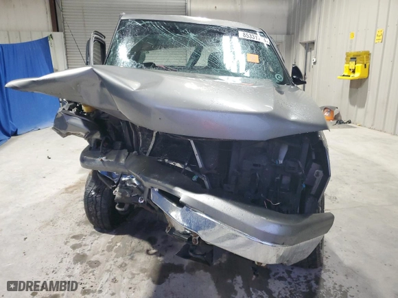 2006 Chevrolet Silverado 1500 LT2 with VIN 1GCEK19B76Z145230, listed as a Copart auction lot 85331784 with 361,251 mi miles and Salvage Title. Bid and sale history available at carsss.com. Image 5.