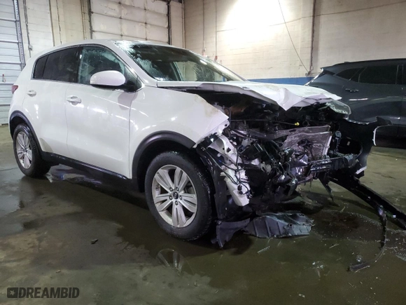 2018 Kia Sportage LX with VIN KNDPM3AC2J7468608, listed as a Copart auction lot 47461355 with 71,240 mi miles and Salvage Title. Bid and sale history available at carsss.com. Image 4.