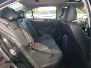 2013 Volkswagen Jetta SEL z VIN 3VWGX7AJ1DM400160, wystawiony jako Copart lot #69621884 z przebiegiem 135 059 mil mil oraz Szkoda całkowita • Salvage title. Historia ofert i sprzedaży dostępna na DreamBid. Obrazek 10.