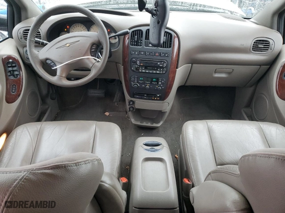 2003 Chrysler Town & Country Limited with VIN 2C8GP64L23R203594, listed as a Copart auction lot 43637725 with 140,749 mi miles and Salvage Title. Bid and sale history available at carsss.com. Image 8.