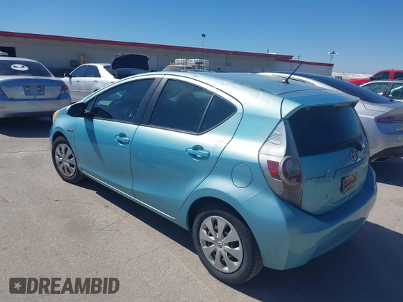 2013 Toyota Prius One z VIN JTDKDTB3XD1045937, wystawiony jako IAAI lot #41862939 z przebiegiem 144 947 mil mil oraz . Historia ofert i sprzedaży dostępna na DreamBid. Obrazek 3.