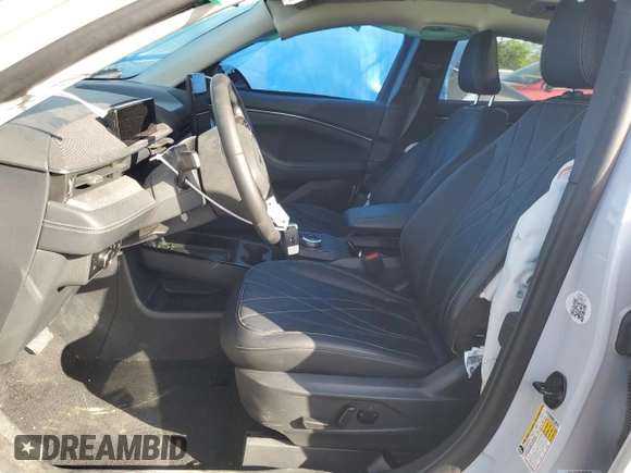 2023 Ford Mustang Mach-E California Route 1 z VIN 3FMTK2SU0PMA65226, wystawiony jako Copart lot #52871765 z przebiegiem 30 716 mil mil oraz Szkoda całkowita • Salvage title. Historia ofert i sprzedaży dostępna na DreamBid. Obrazek 7.