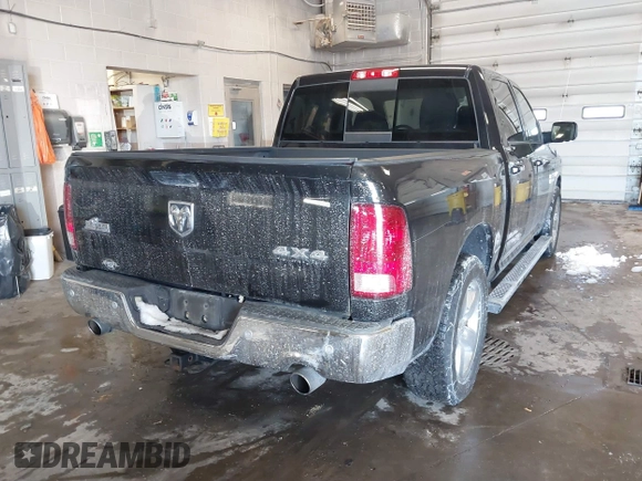 2017 Ram 1500 Big Horn z VIN 3C6RR7LT5HG543628, wystawiony jako IAAI lot #41629303 z przebiegiem 111 373 mil mil oraz . Historia ofert i sprzedaży dostępna na DreamBid. Obrazek 4.