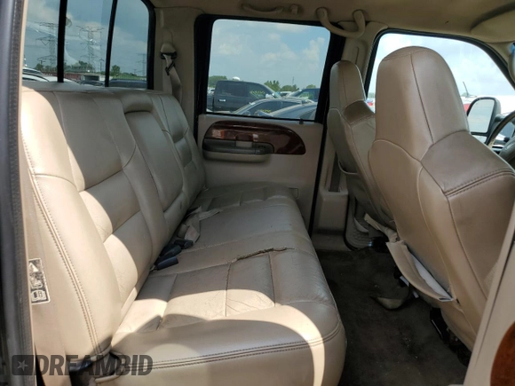 2003 Ford F-250 XL with VIN 1FTNW21S63ED41815, listed as a Copart auction lot 64840015 with 243,963 mi miles and Clean title. Bid and sale history available at DreamBid. Image 10.