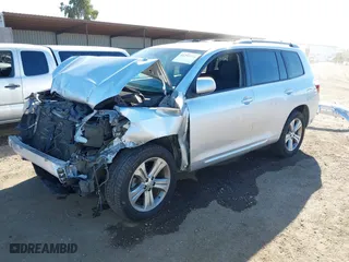 2009 Toyota Highlander Sport with VIN JTEES43A192136906, listed as a IAAI auction lot 41293774 with 195,321 mi miles. Bid and sale history available at carsss.com. Image 18.