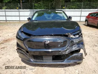 2024 Ford Mustang Mach-E Select z VIN 3FMTK1R46RMA15854, wystawiony jako Copart lot #61802415 z przebiegiem 8 096 mil mil oraz Szkoda całkowita • Salvage title. Historia ofert i sprzedaży dostępna na DreamBid. Obrazek 5.