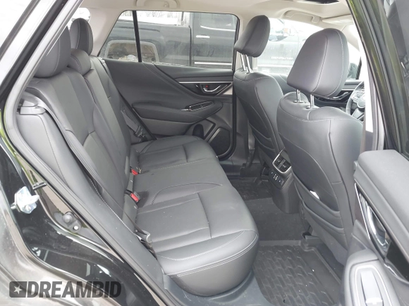 2024 Subaru Outback Touring XT with VIN 4S4BTGPD9R3155526, listed as a IAAI auction lot 41713013 with 7,987 mi miles and . Bid and sale history available at DreamBid. Image 8.