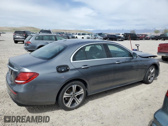 2018 Mercedes-Benz E 300 с VIN WDDZF4KB4JA293480, выставлен на аукционе Copart как лот 52153205 с пробегом 60 131 миль миль и Списание • Salvage title. История ставок и продаж доступна на DreamBid. Изображение 3.
