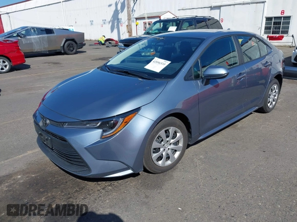 2025 Toyota Corolla LE with VIN 5YFB4MDE7SP244652, listed as a IAAI auction lot 42096510 with 7,803 mi miles. Bid and sale history available at carsss.com. Image 18.