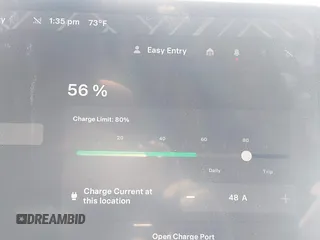 2022 Tesla Model Y Performance z VIN 7SAYGDEF7NF393235, wystawiony jako IAAI lot #42106027 z przebiegiem 50 959 mil mil oraz . Historia ofert i sprzedaży dostępna na DreamBid. Obrazek 17.