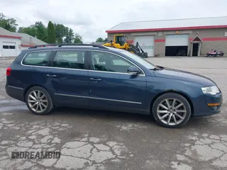 2008 Volkswagen Passat VR6 with VIN WVWRU73C98E015623, listed as a IAAI auction lot 42682325 with 128,731 mi miles and . Bid and sale history available at DreamBid. Image 14.