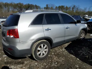 2012 Kia Sorento LX with VIN 5XYKT3A6XCG206980, listed as a Copart auction lot 46471145 with 137,667 mi miles and Salvage Title. Bid and sale history available at DreamBid. Image 3.