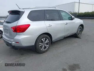 2018 Nissan Pathfinder SL with VIN 5N1DR2MM1JC675383, listed as a IAAI auction lot 41412784 with 115,657 mi miles and . Bid and sale history available at DreamBid. Image 4.