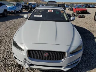 2018 Jaguar XE 25t Premium with VIN SAJAD4FX7JCP35886, listed as a Copart auction lot 77503834 with 62,660 mi miles and Clean Title. Bid and sale history available at carsss.com. Image 5.