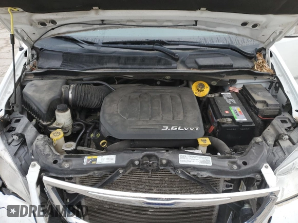 2016 Chrysler Town & Country Limited Platinum with VIN 2C4RC1GG0GR167434, listed as a Copart auction lot 85876284 with 179,602 mi miles and Clean Title. Bid and sale history available at carsss.com. Image 12.