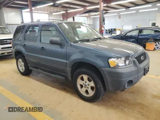 2005 Ford Escape XLT with VIN 1FMCU93155DA27040, listed as a Copart auction lot 62453695 with 167,856 mi miles and Clean title. Bid and sale history available at DreamBid. Image 4.