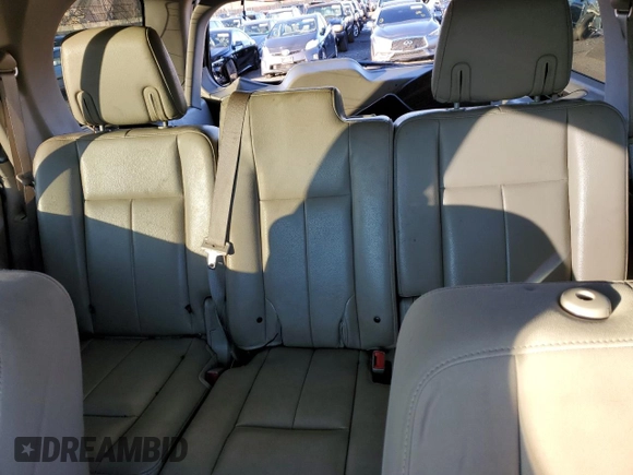2011 Ford Expedition XL z VIN 1FMJU1G53BEF21649, wystawiony jako Copart lot #84542364 z przebiegiem 175 320 mil mil oraz Szkoda całkowita • Salvage title. Historia ofert i sprzedaży dostępna na DreamBid. Obrazek 10.