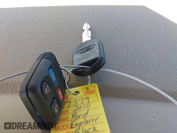 2010 Ford Explorer Eddie Bauer z VIN 1FMEU7EE5AUA19379, wystawiony jako IAAI lot #42638899 z przebiegiem 183 967 mil mil oraz . Historia ofert i sprzedaży dostępna na DreamBid. Obrazek 11.