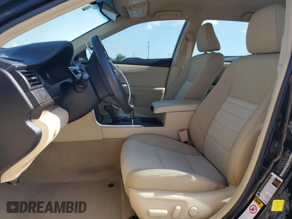 2017 Toyota Camry XLE z VIN 4T1BF1FK3HU434564, wystawiony jako Copart lot #57131245 z przebiegiem 59 545 mil mil oraz Szkoda całkowita • Salvage title. Historia ofert i sprzedaży dostępna na DreamBid. Obrazek 7.