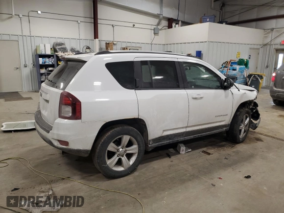 2016 Jeep Compass Sport с VIN 1C4NJDBB8GD518384, выставлен на аукционе Copart как лот 43272335 с пробегом 152 350 миль миль и На запчасти • Non repairable. История ставок и продаж доступна на DreamBid. Изображение 3.