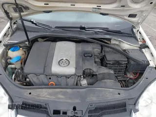 2008 Volkswagen Jetta Sedan SE with VIN 3VWRM71K88M163490, listed as a IAAI auction lot 41978840 with 178,605 mi miles. Bid and sale history available at carsss.com. Image 10.