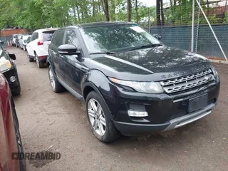 2013 Land Rover Range Rover Evoque Pure Premium z VIN SALVR2BG2DH817021, wystawiony jako IAAI lot #42197492 z przebiegiem 209 896 mil mil oraz . Historia ofert i sprzedaży dostępna na DreamBid. Obrazek 1.