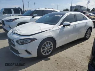 2019 Mercedes-Benz A 220 z VIN WDD3G4EB7KW022688, wystawiony jako Copart lot #61097875 z przebiegiem 59 968 mil mil oraz Szkoda całkowita • Salvage title. Historia ofert i sprzedaży dostępna na DreamBid. Obrazek 1.