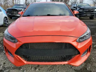 2019 Hyundai Veloster Turbo with VIN KMHTH6AB0KU018904, listed as a Copart auction lot 89337545 with 82,877 mi miles and Salvage Title. Bid and sale history available at carsss.com. Image 5.