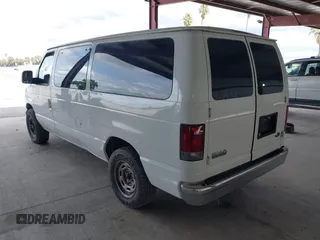2006 Ford Econoline Passenger XL with VIN 1FMRE11L46DA35354, listed as a IAAI auction lot 41978873 with 69,934 mi miles. Bid and sale history available at carsss.com. Image 3.