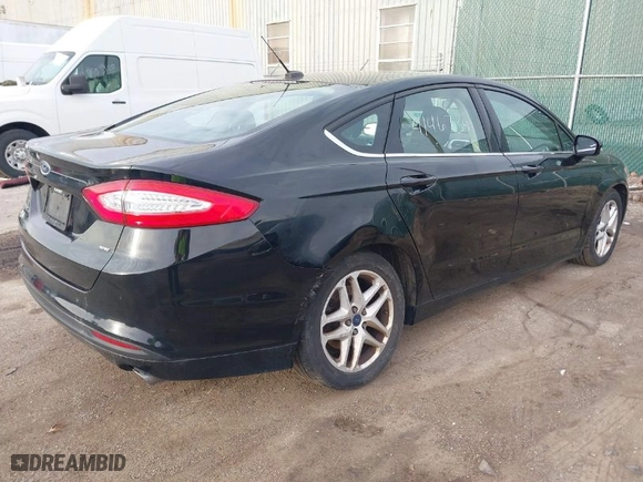 2016 Ford Fusion SE with VIN 3FA6P0H77GR116870, listed as a IAAI auction lot 41816973 with 105,000 mi miles. Bid and sale history available at carsss.com. Image 4.