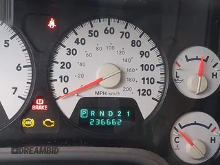 2006 Dodge 1500 SLT with VIN 1D7HU18256J142677, listed as a IAAI auction lot 41159900 with 236,662 mi miles. Bid and sale history available at carsss.com. Image 15.