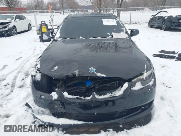 2011 BMW 3 Series 335i xDrive with VIN WBAKF9C58BE619046, listed as a IAAI auction lot 41211250 with Not provided miles and . Bid and sale history available at DreamBid. Image 12.