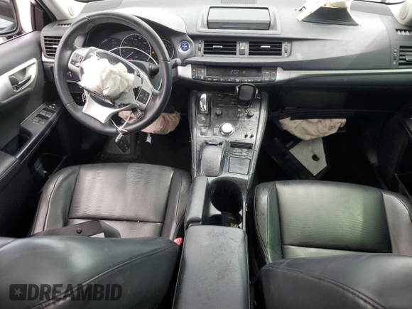 2013 Lexus CT 200h z VIN JTHKD5BH2D2124504, wystawiony jako Copart lot #52813895 z przebiegiem 116 394 mil mil oraz Szkoda całkowita • Salvage title. Historia ofert i sprzedaży dostępna na DreamBid. Obrazek 8.