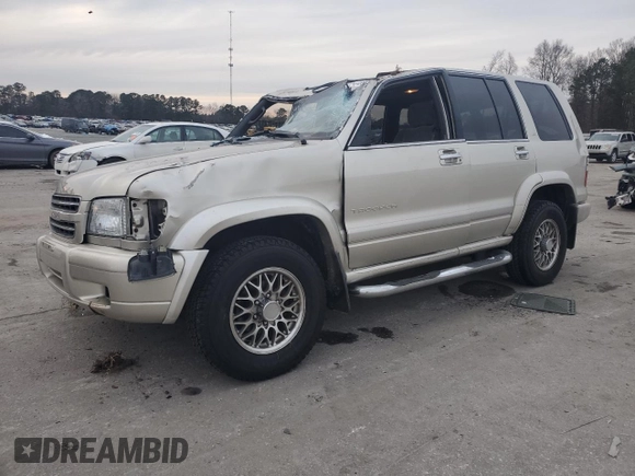 2000 Isuzu Trooper S with VIN JACDJ58X9Y7J18322, listed as a Copart auction lot 42444695 with 149,799 mi miles and Salvage title. Bid and sale history available at DreamBid. Image 1.